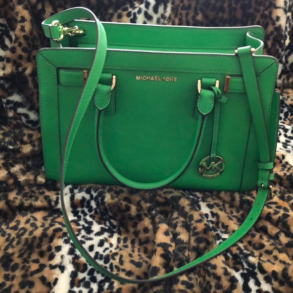 Michael Kors Handbags - Michael Kors crossbody bag